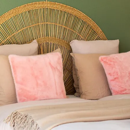 Cosy 2-3 Pers, Balcon, Parking Prive, Clim, Wifi - 15 Min Sanctuaire Lejlighed *