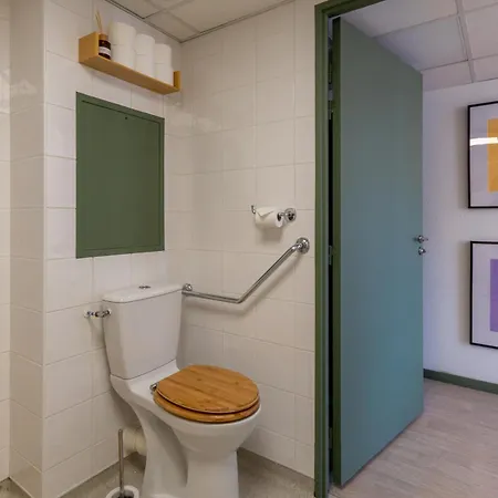 Cosy 2-3 Pers, Balcon, Parking Prive, Clim, Wifi - 15 Min Sanctuaire * Lourdes