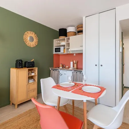 Cosy 2-3 Pers, Balcon, Parking Prive, Clim, Wifi - 15 Min Sanctuaire * Λούρδη