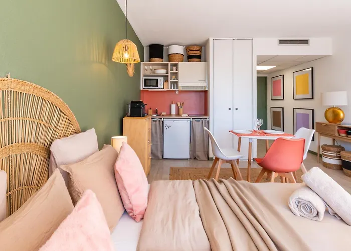 Апартаменты Coup De Coeur, Balcon, Parking, Gare Лурд