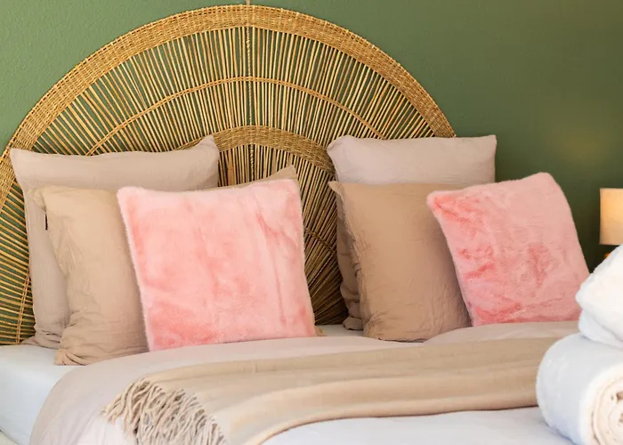 Coup De Coeur, Balcon, Parking, Gare Apartment *